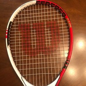 Wilson Federer tennis racket